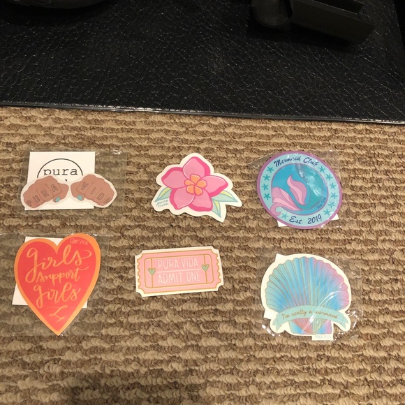 Pura Vida 15 sticker pack and bracelet bundle - Picture 2 of 4